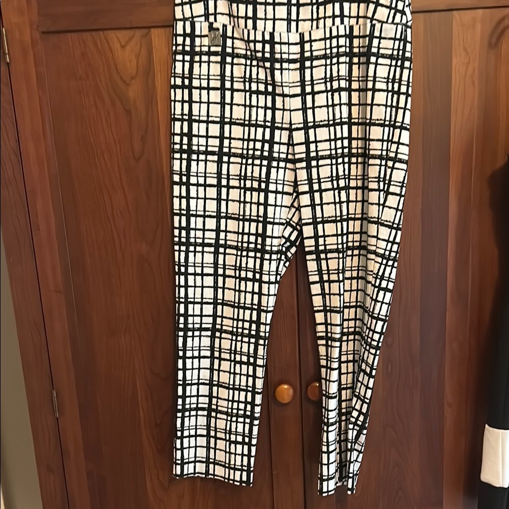 Joseph Ribkoff Black and White Plaid Pants